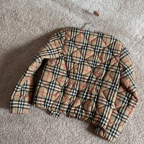 Burberry London Kid 12 yr jacket. - Picture 10 of 13